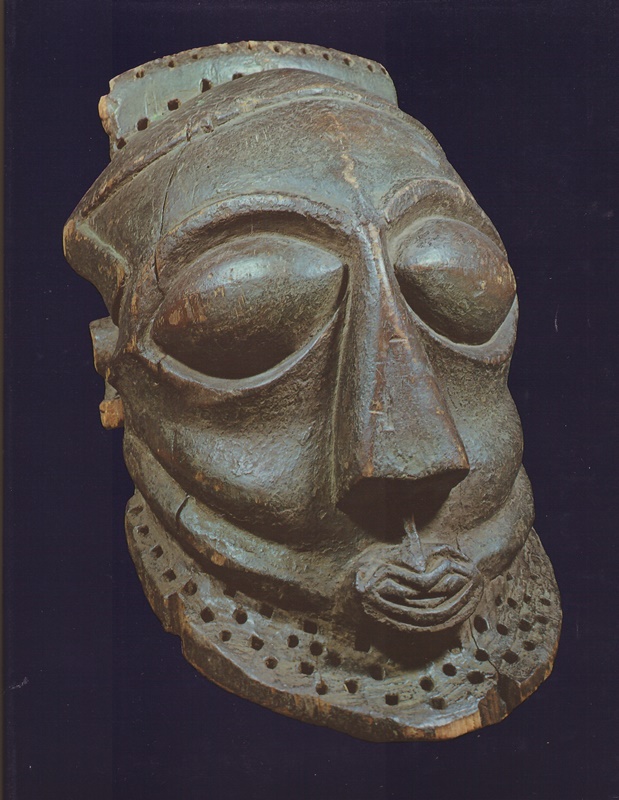 Sculptures africaines dans les collections publiques françaises. paris, 1972